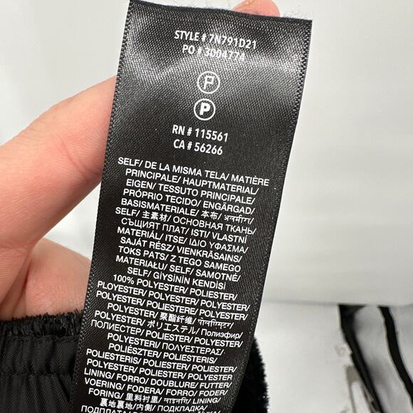 7 FOR ALL MANKIND Luxe Elastic Waist Jogger in Black Shine // M - Picture 14 of 14